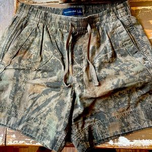 A&F 6 Inch Court Short